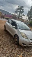 Toyota Vitz 1.3 AWD 3dr 2004 Silver - 2
