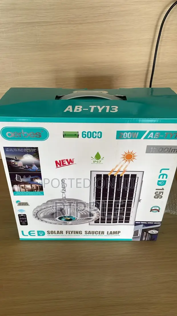 200W Solar Flying Saucer Light - Remote, IP67 - 1