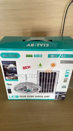 200W Solar Flying Saucer Light - Remote, IP67