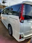 Toyota Noah 2.0 AWD 8 Seater 2016 White - 3