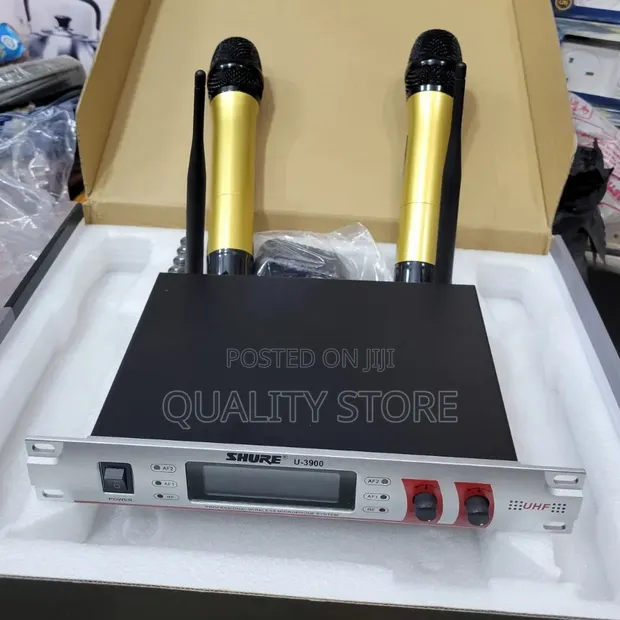 Shure Professional UHF Wireless Microphone System - 1