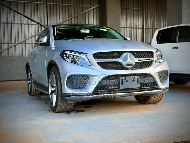 Mercedes-Benz GLE-Class GLE 350d 4MATIC 2018 Silver - 1
