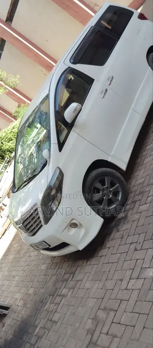 Toyota Alphard 7 Seater Car