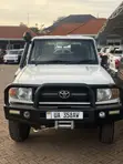 Toyota Land Cruiser 4.0 V6 GL 2015 White - 3