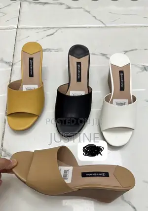 Clarks City Sandals - Women's
