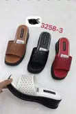 Clarks City Sandals - Women's - 2