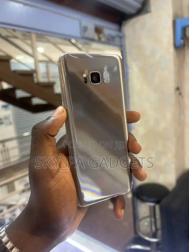 New Samsung Galaxy S8 Plus 128GB Rose Gold - 1