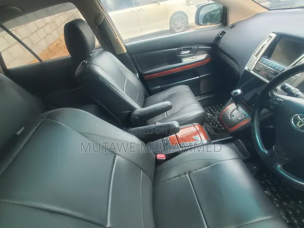 Toyota Harrier 2009 Silver - 1