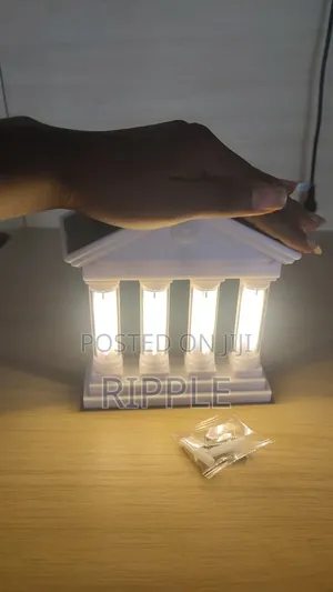 Solar Motion Sensor Wall Light - 4 Pillar Warm White LED