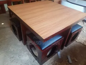 5-in-1 Centre Table with Cube Stools