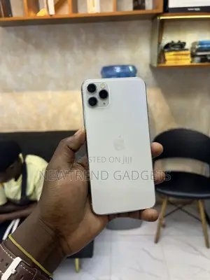 Apple iPhone 11 Pro Max 256GB White