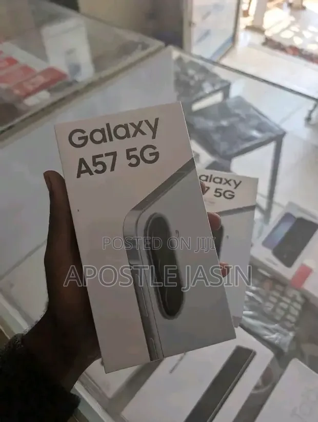 New Samsung Galaxy A57 256GB Gray - 1