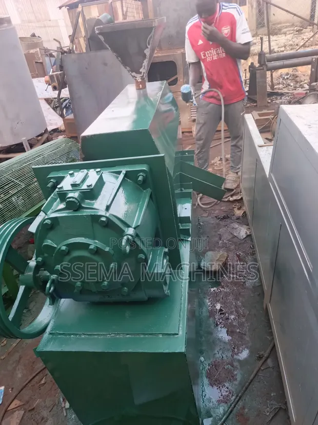 Heavy Duty Palm Kernel Oil Press Machine for Commercial PKO Business - 1