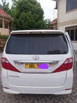 Toyota Alphard 2.4 Petrol FWD 2011 White - 1
