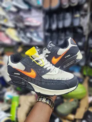 Nike AirMax Canvas Sneakers