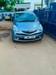 Toyota Ractis 1.5 FWD 2010 - 1