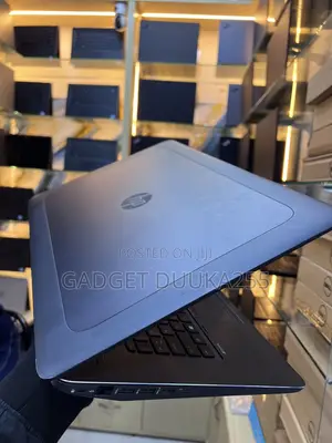 HP ZBook 17 G3 Laptop