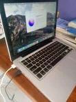 Apple MacBook Laptop 6GB RAM, 500GB HDD - 4