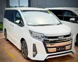 Toyota Noah 2.0 AWD (8 Seater) 2017 White - 1