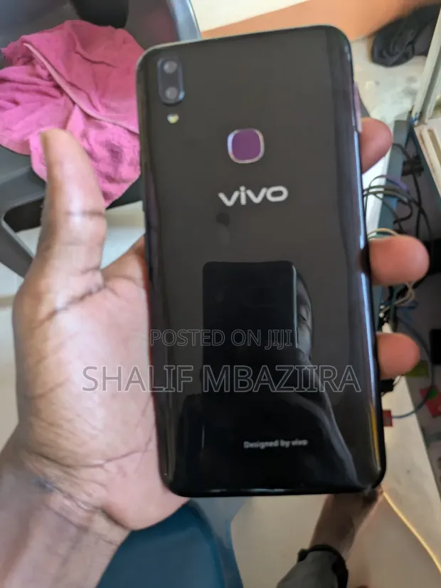 Vivo Y85 64 GB Black - 1