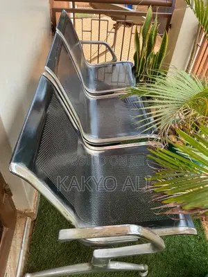 Used Waiting Chair - Blue