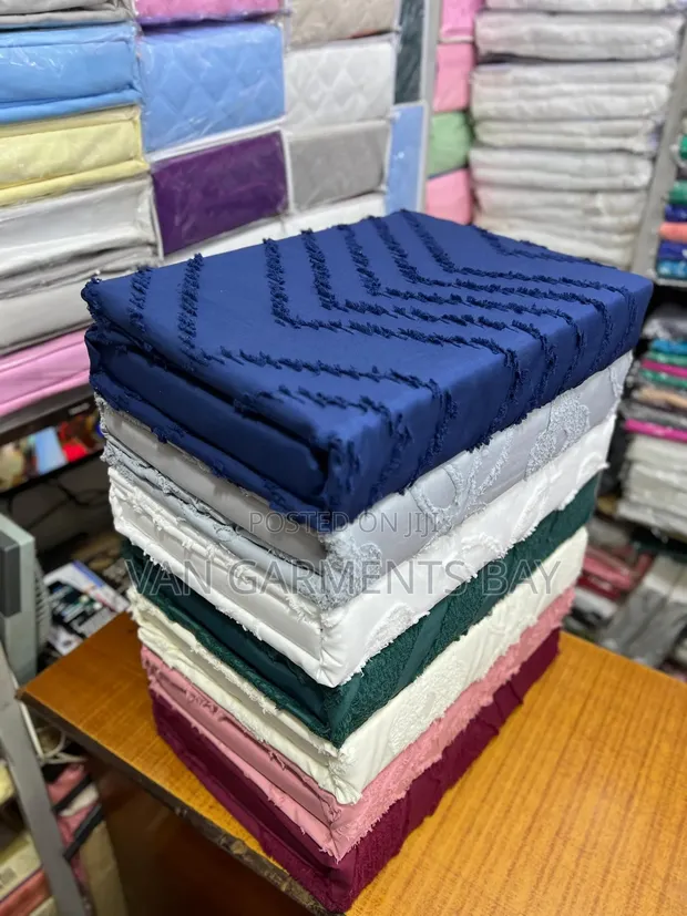 Tufted Duvet Cover Set - 1
