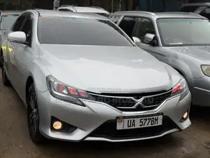 Toyota Mark X 2012