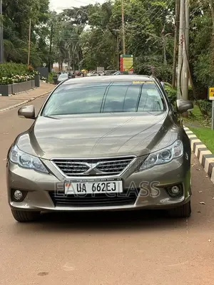 Toyota Mark X 2.5 AWD 2011