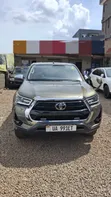 Toyota Hilux 2023 Silver - 1