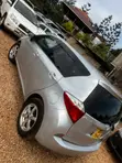 Toyota Ractis 1.5 FWD 2012 Silver - 3