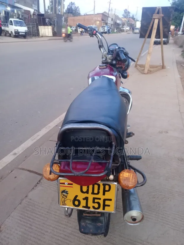 Bajaj Boxer 2015 Red - 1