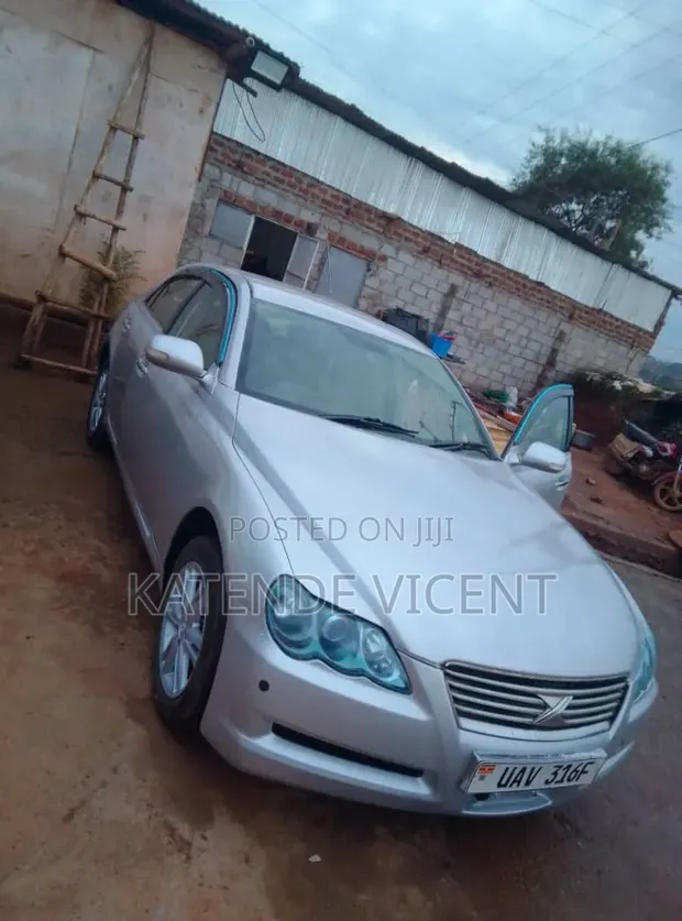 Toyota Mark X 2.5 RWD 2005 Silver - 1