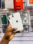 Apple iPhone 11 128GB White - 1