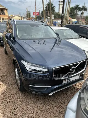 Volvo XC90 2018 Blue