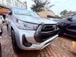 Toyota Hilux 2021 Silver - 1