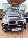 Toyota Hilux 2017 Black - 4