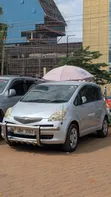 Toyota Ractis 1.3 FWD Hatchback 2009 Silver - 4