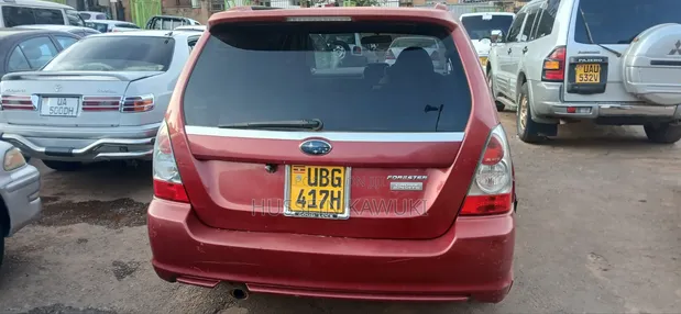 Subaru Forester 2006 Maroon - 1