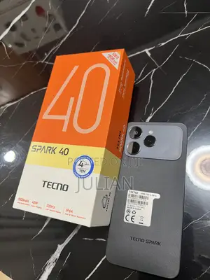 Tecno Spark 40 128GB Black