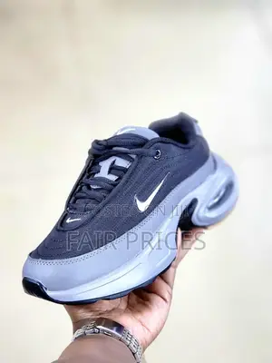 Nike Canvas Runners - Grey