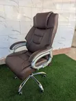 Refurbished Brown Executive Office Chair - 4