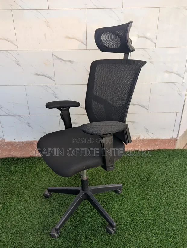 Used Headrest Office Chair with Mesh Back - 1