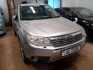 Subaru Forester 2011 Silver
