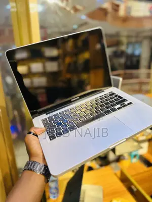 Apple MacBook 2014 8GB RAM 128GB SSD