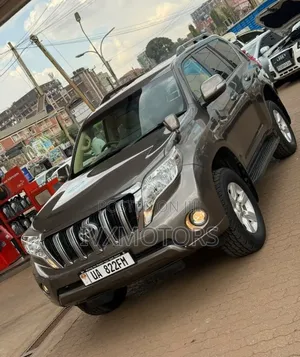 Toyota Land Cruiser Prado 2.7 TX 2017 Beige