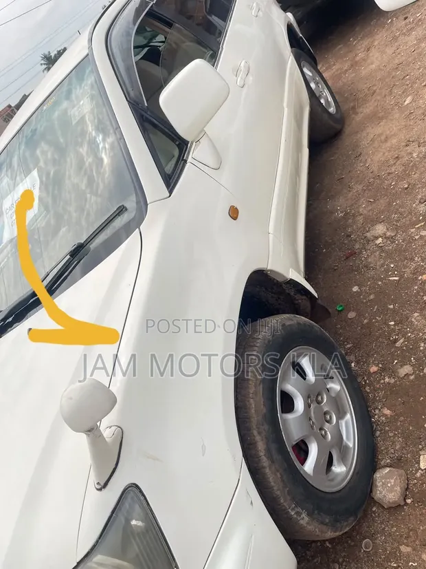 Toyota Harrier 2.2 16V 1998 White - 1
