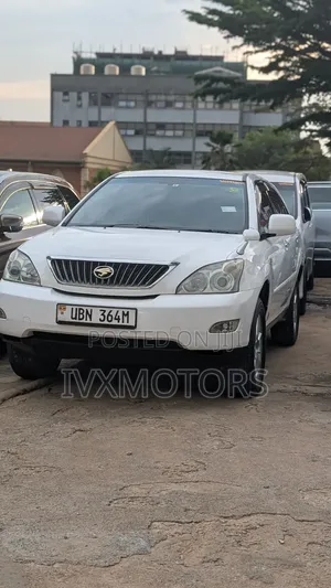Toyota Harrier 2.4 2009 White
