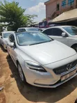 Volvo V40 T4 2016 Automatic - 1