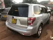 Subaru Forester 2010 Silver - 4