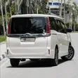 Toyota Noah 2.0 AWD (8 Seater) 2018 White - 4